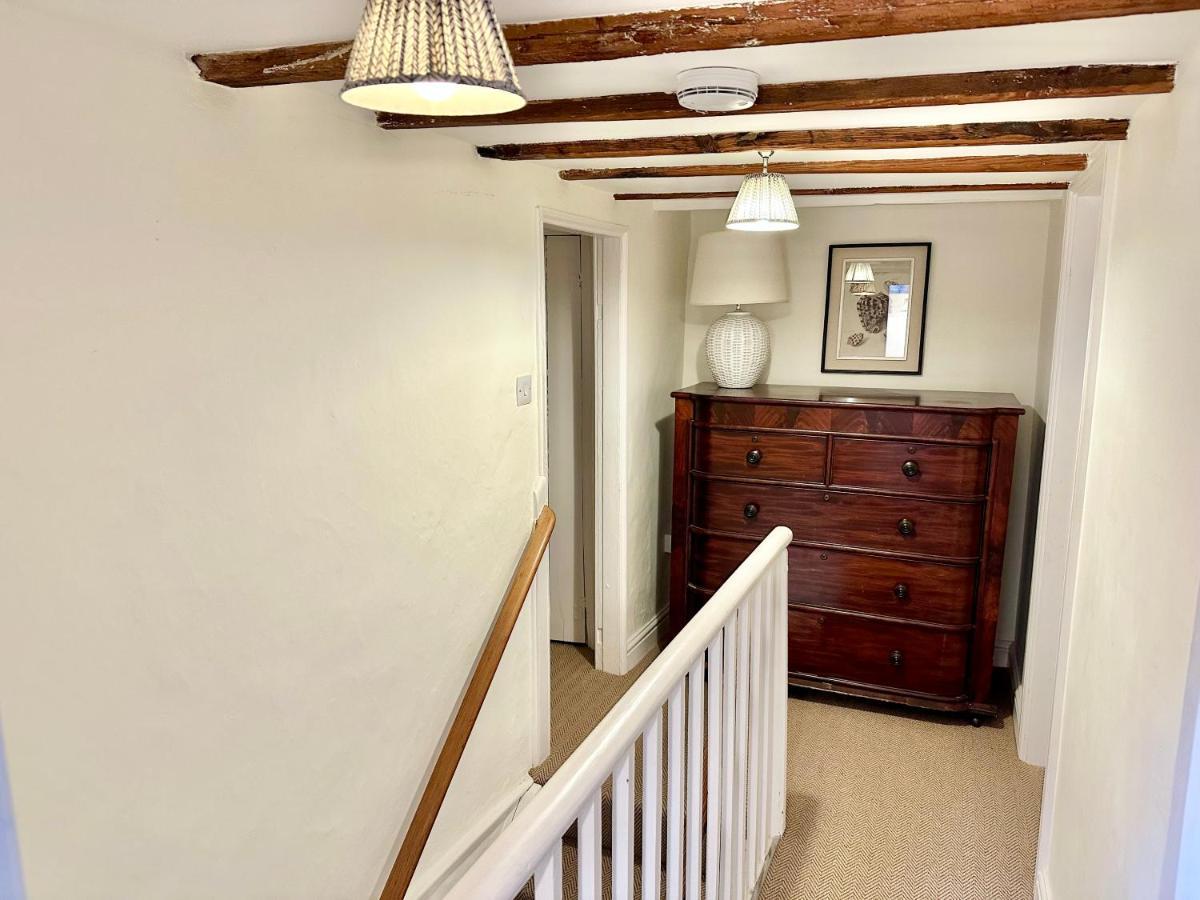Laurel * Sandsend